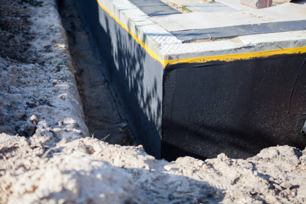 Professional Exterior Waterproofing technician working in Petersburg, IL